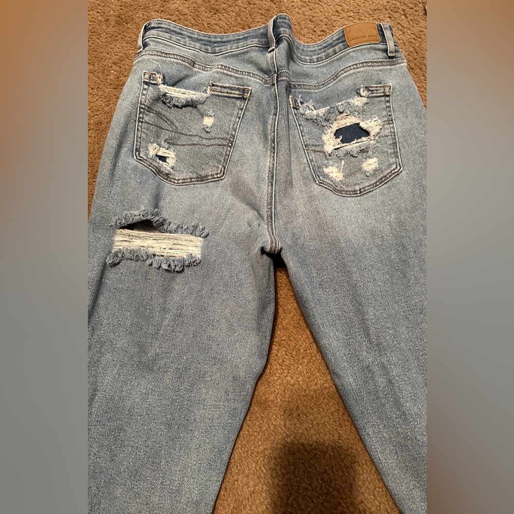 VERY GOOD CONDITION AMERICAN EAGLE JEANS SIZE 14